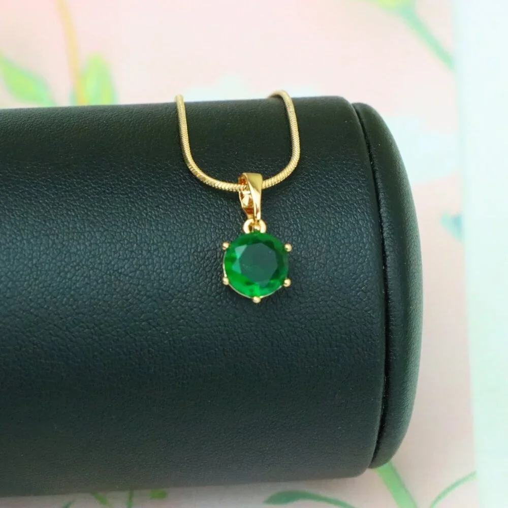 "Vibrant Green Round Pendant in Gold Plating for Elegant Everyday Wear, XPPT1675 - Picture 3 of 13